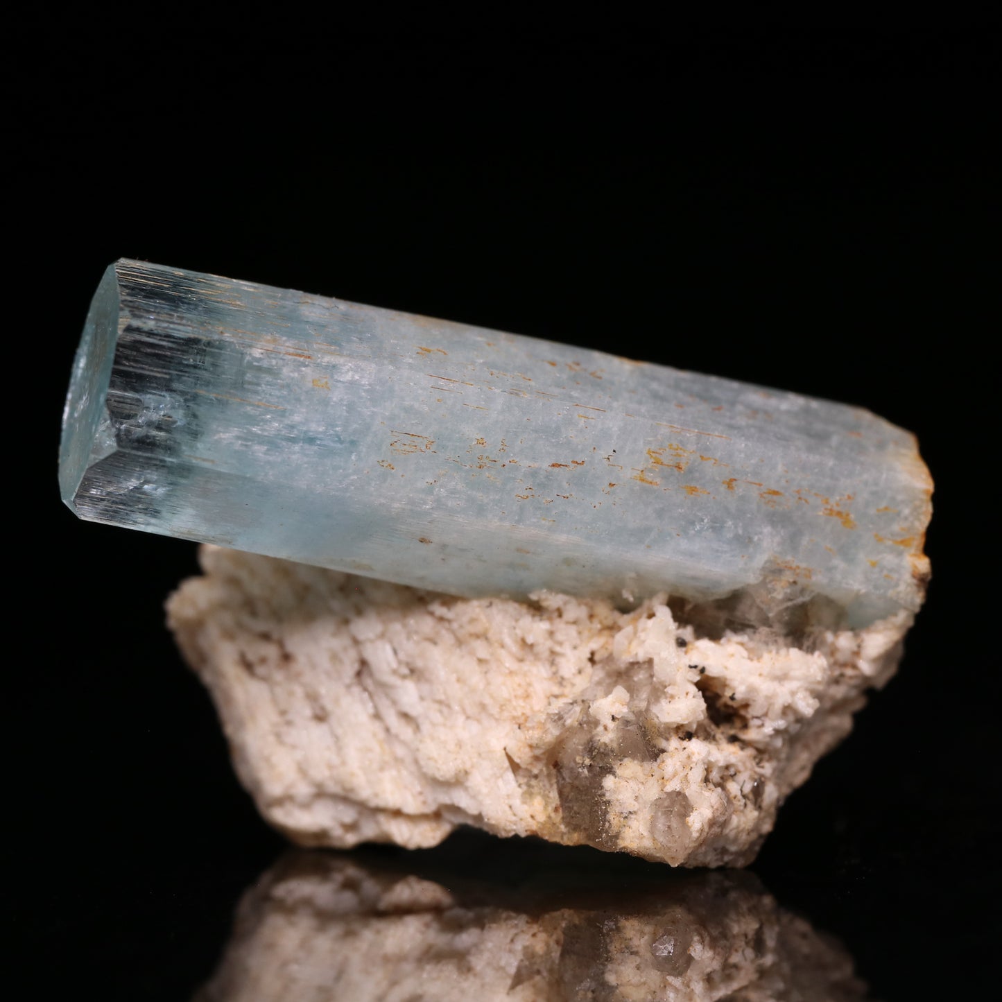 Aquamarine on Feldspar