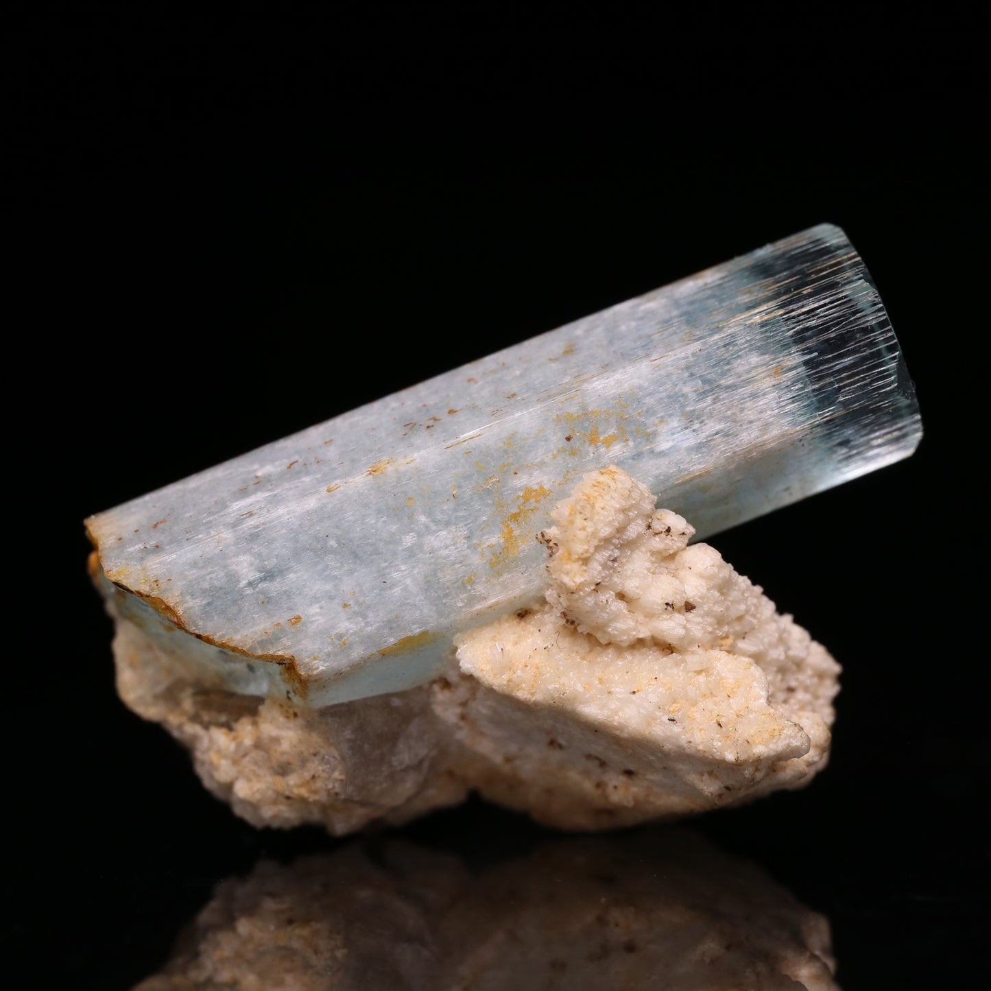 Aquamarine on Feldspar