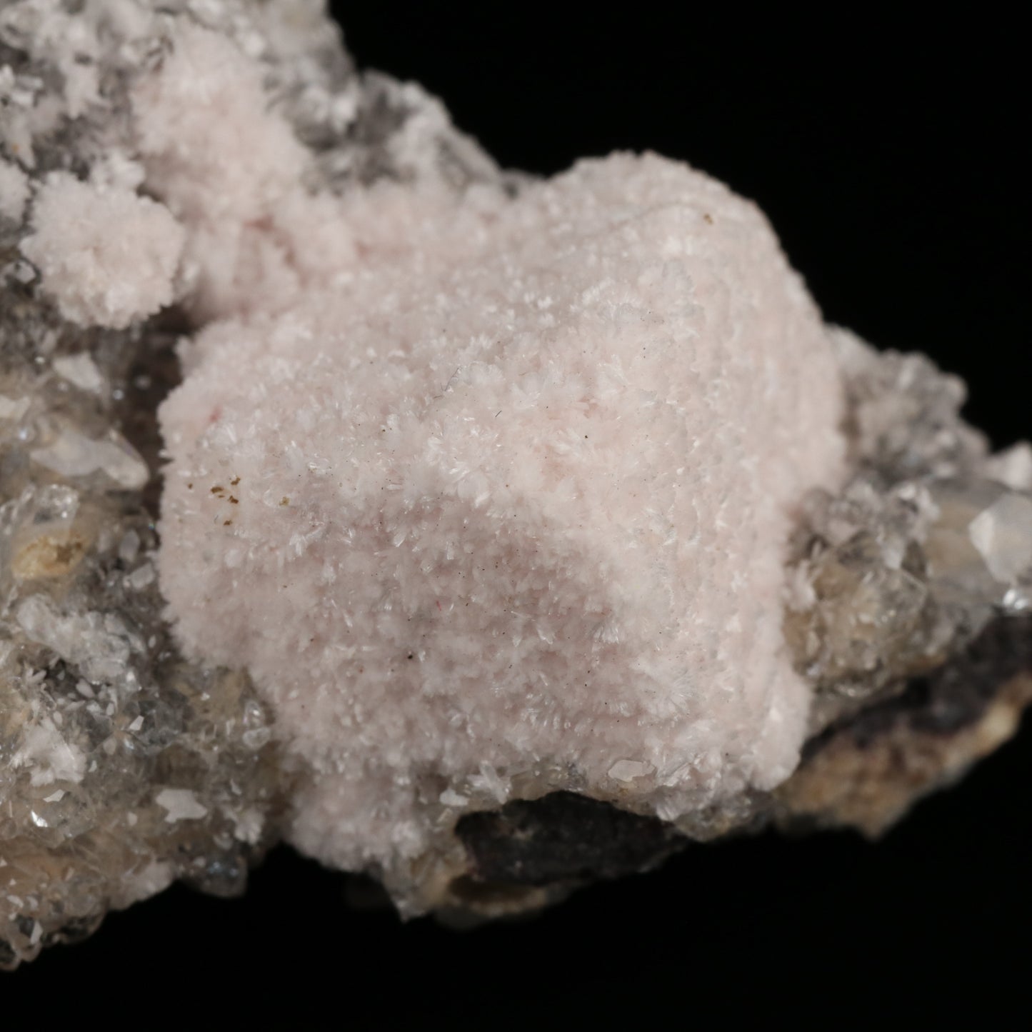 Bultfonteinite psm Hydroxyapophyllite with Calcite