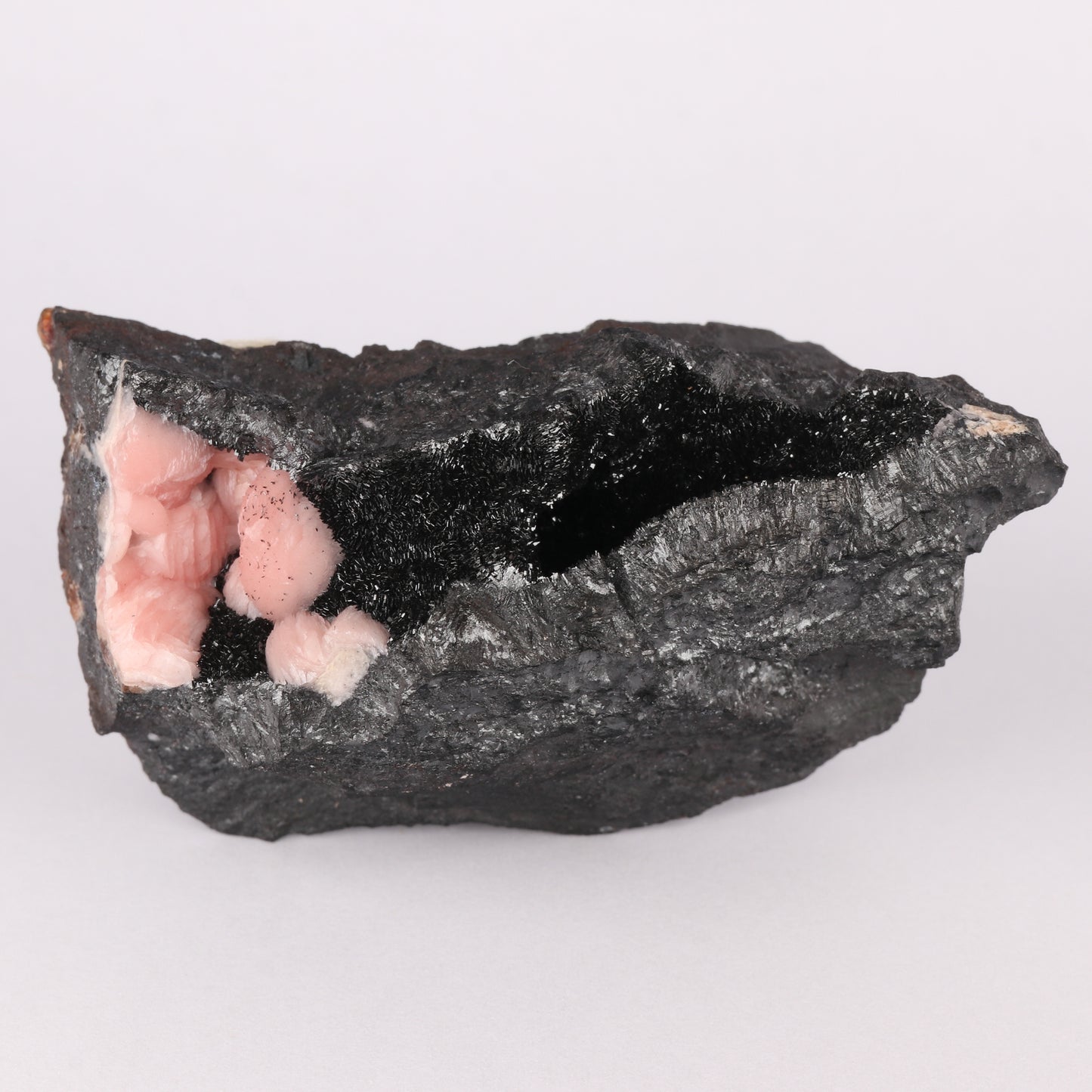 Rhodochrosite on Manganite