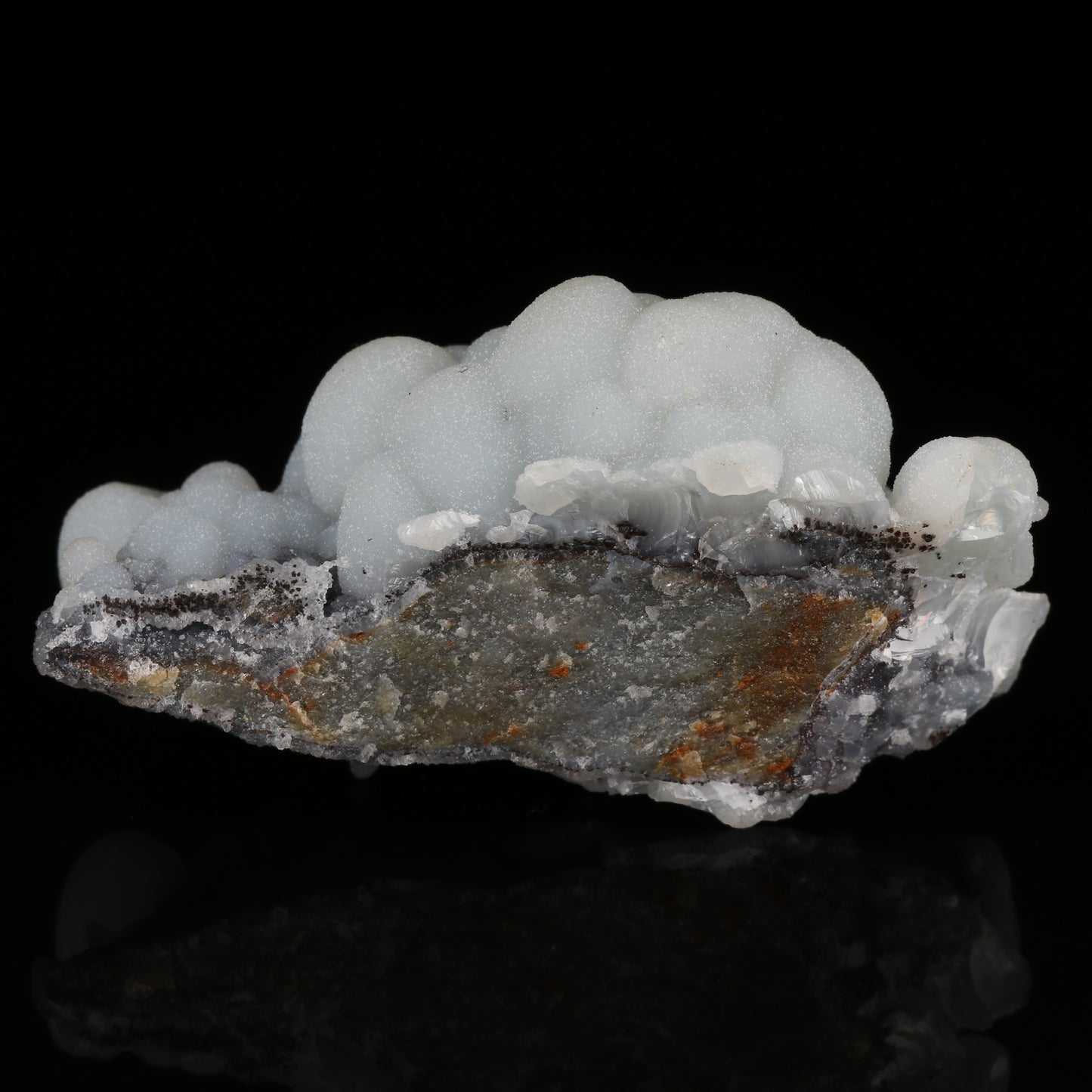Quartz on Smithsonite