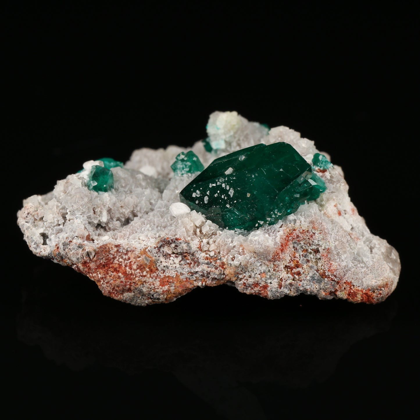 Dioptase on Dolomite