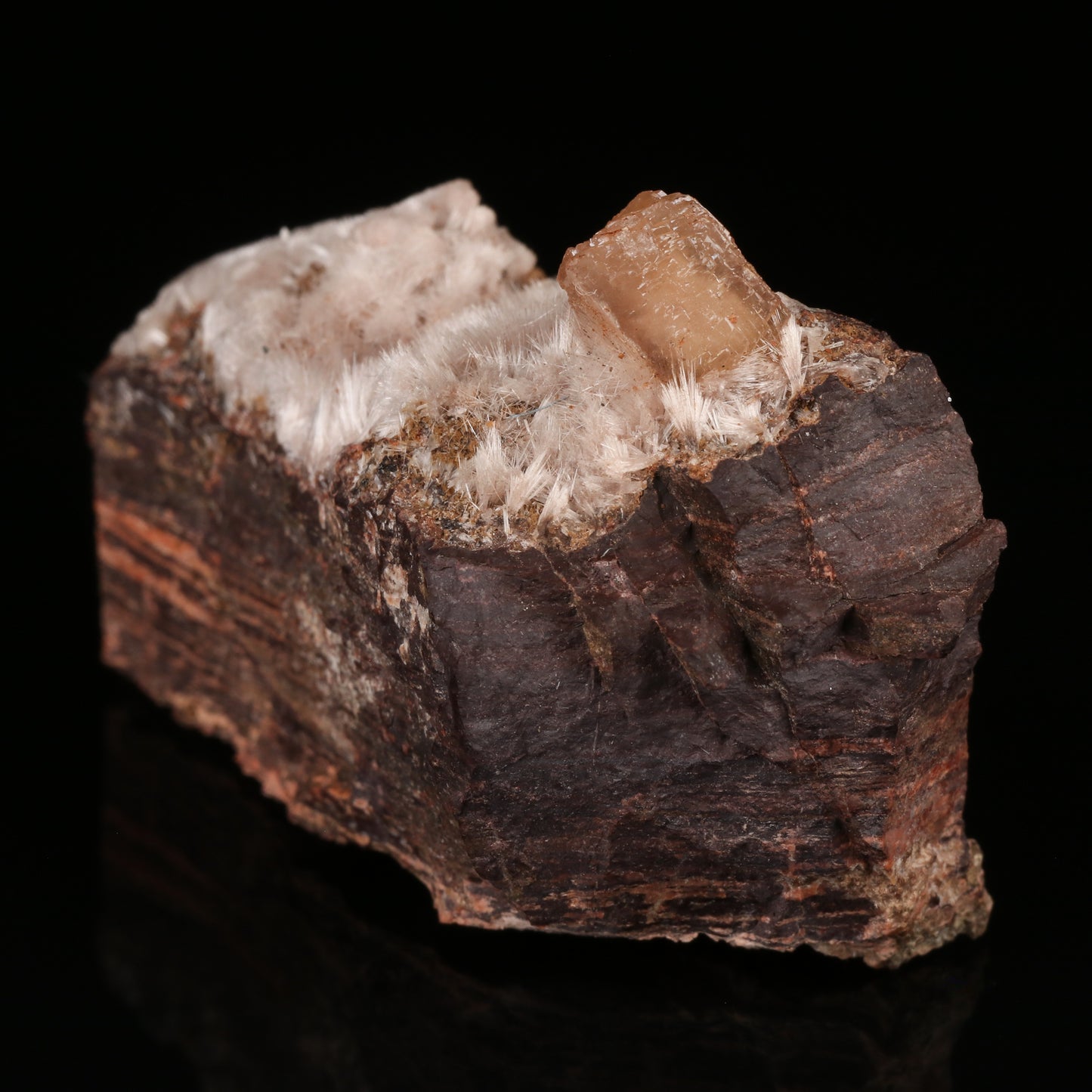 Olmiite & Bultfonteinite on Matrix