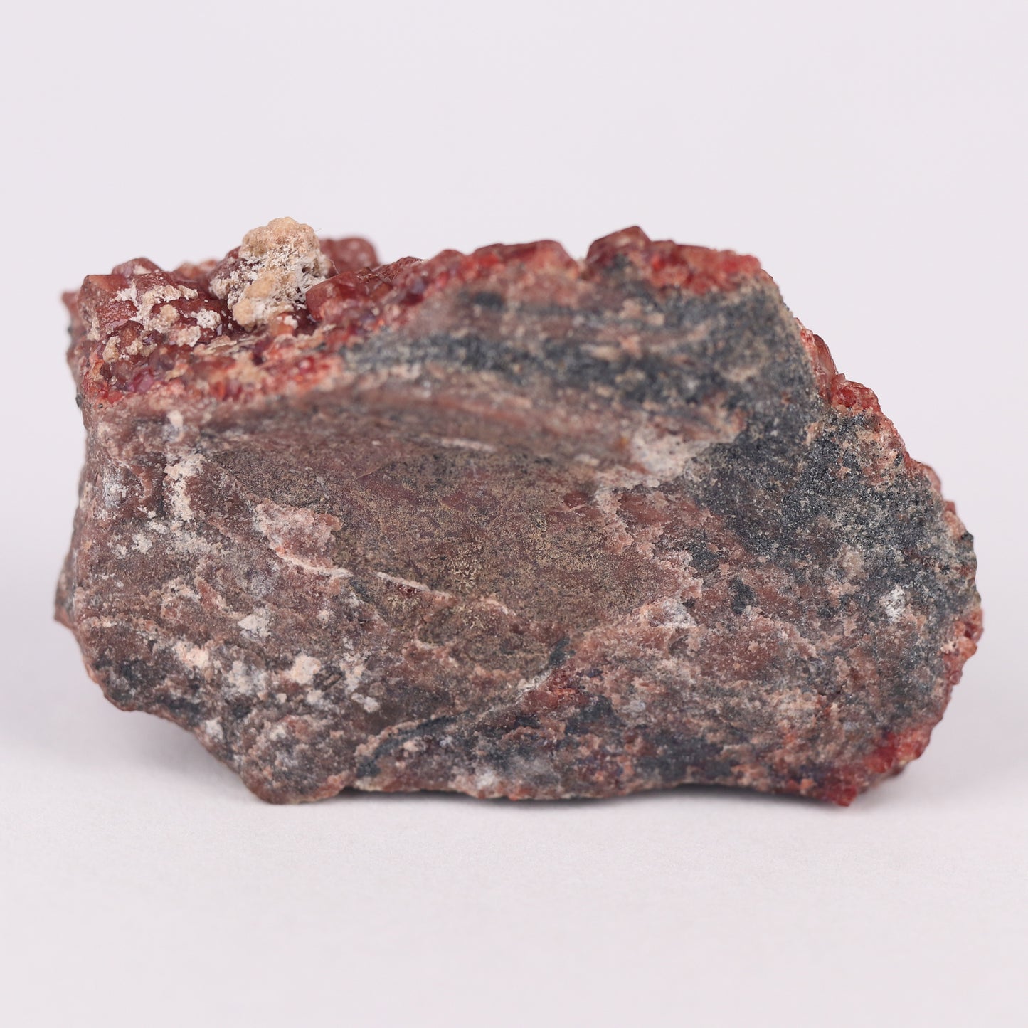 Hausmannite on Andradite
