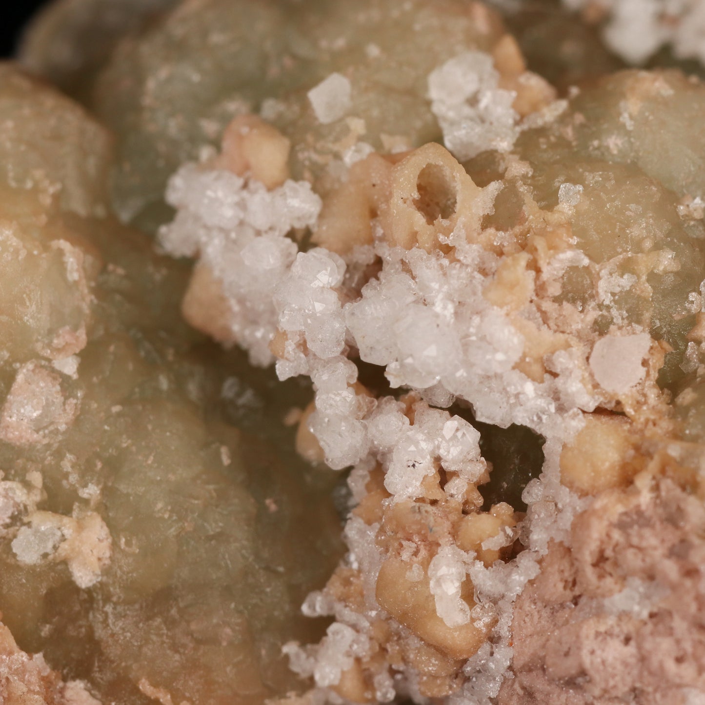 Calcite on Brucite