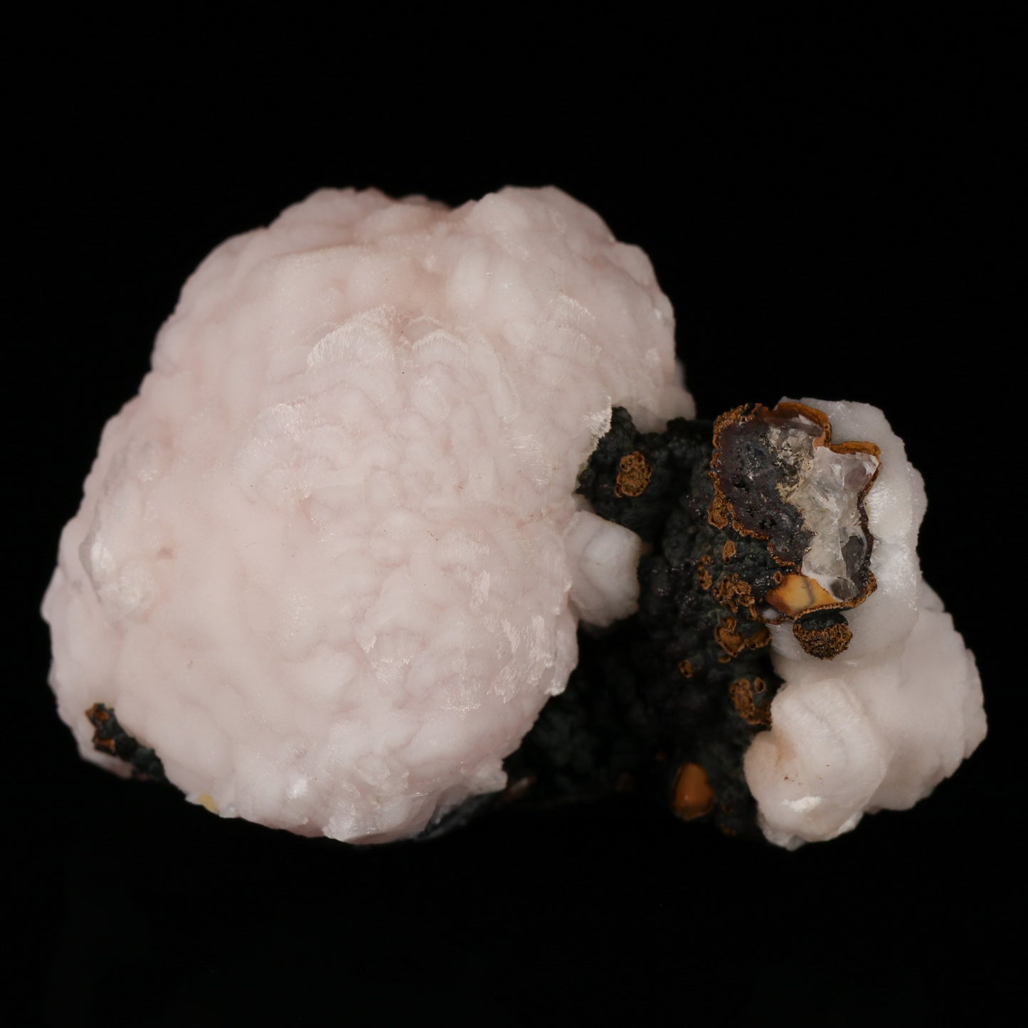 Manganoan Calcite on Goethite