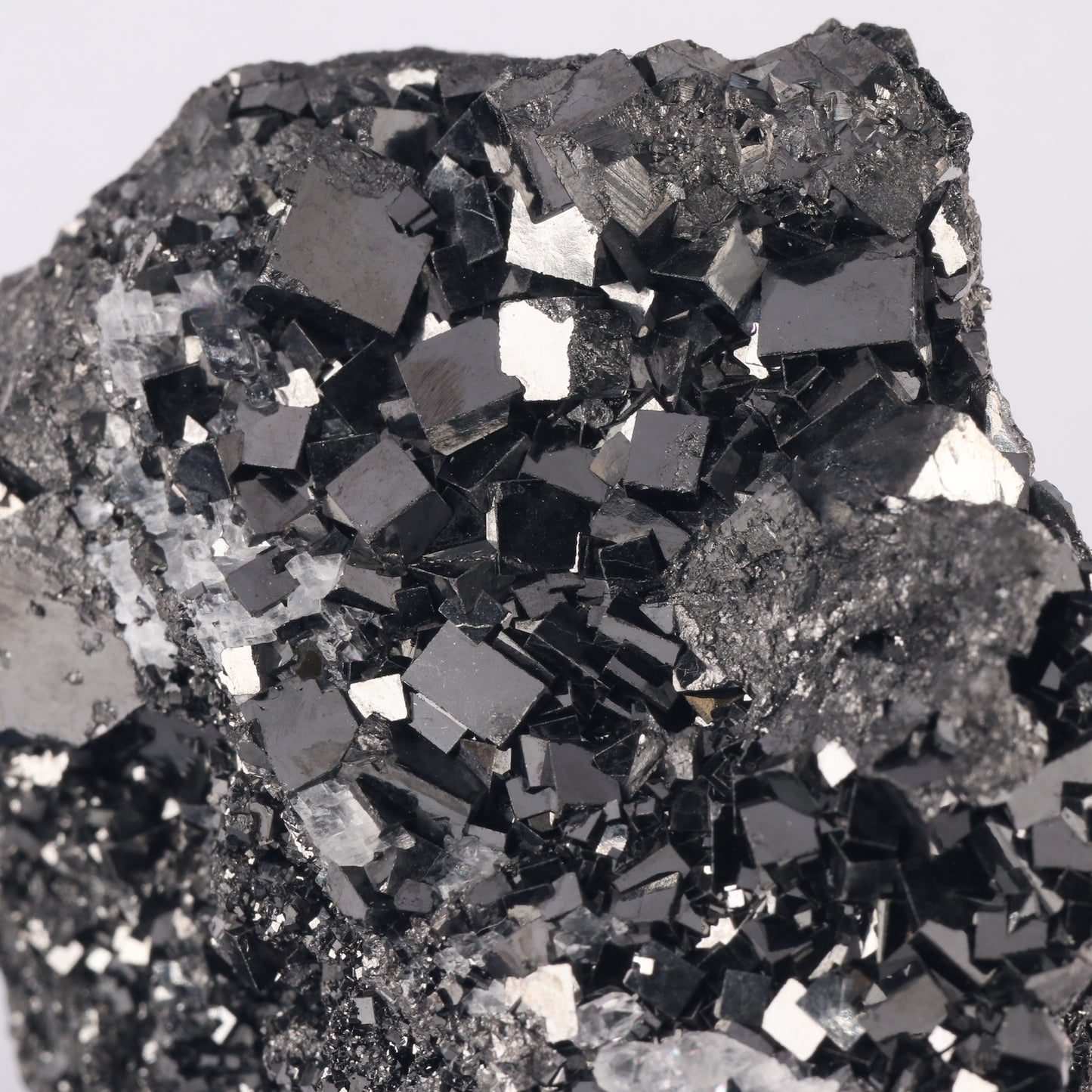 Bixbyite & Manganite