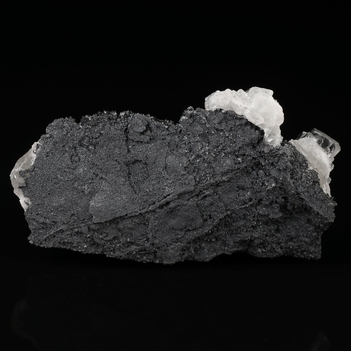 Calcite on Hausmannite