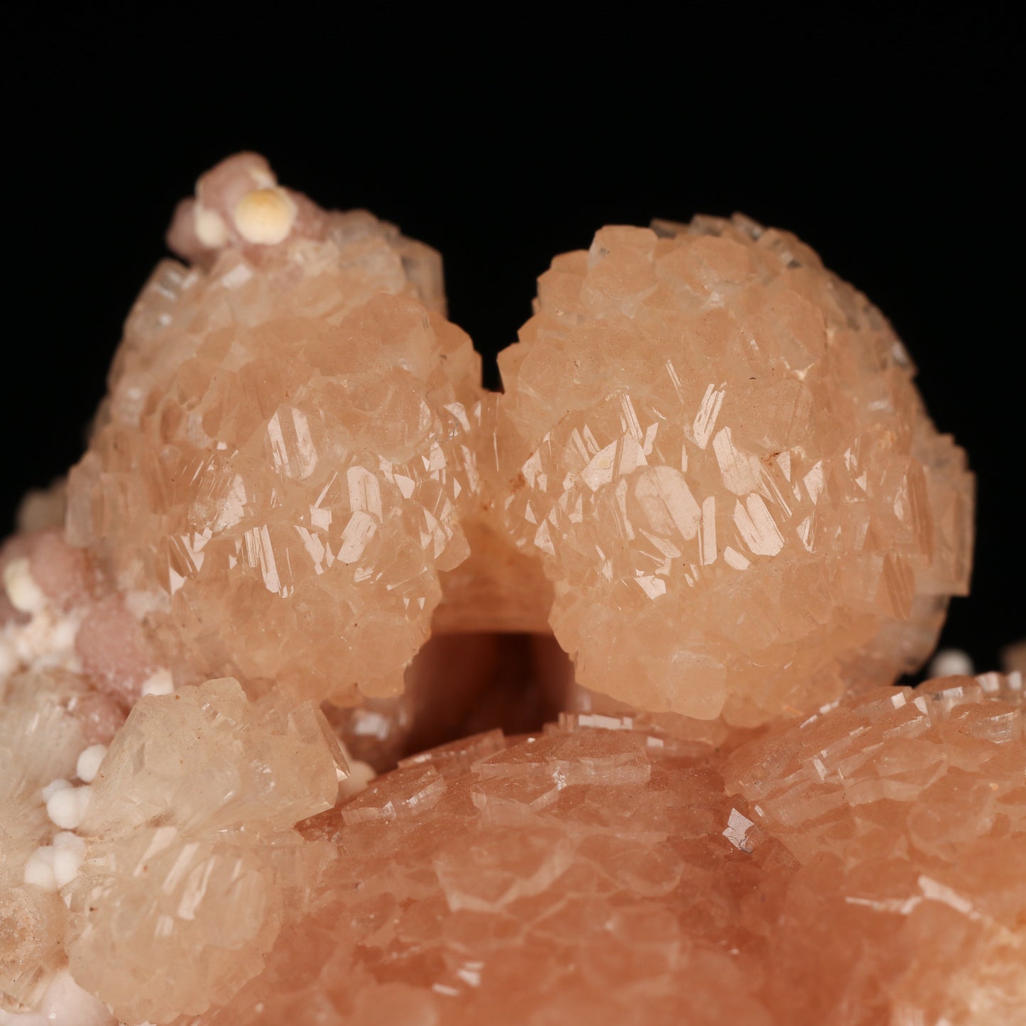 Bultfonteinite, Oyellite on Olmiite