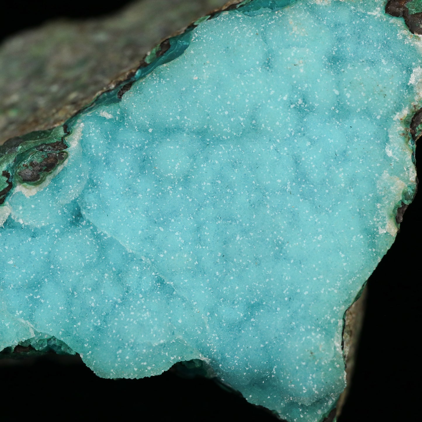 Quartz on Chrysocolla on Malachite