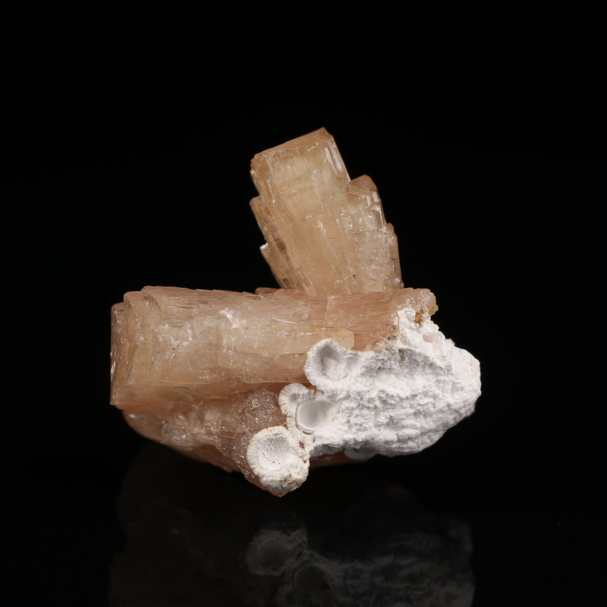 Olmiite Cluster