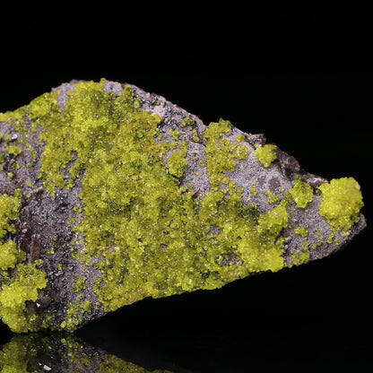 Ettringite on Calcite on Matrix