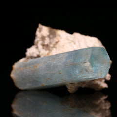 Aquamarine on Feldspar