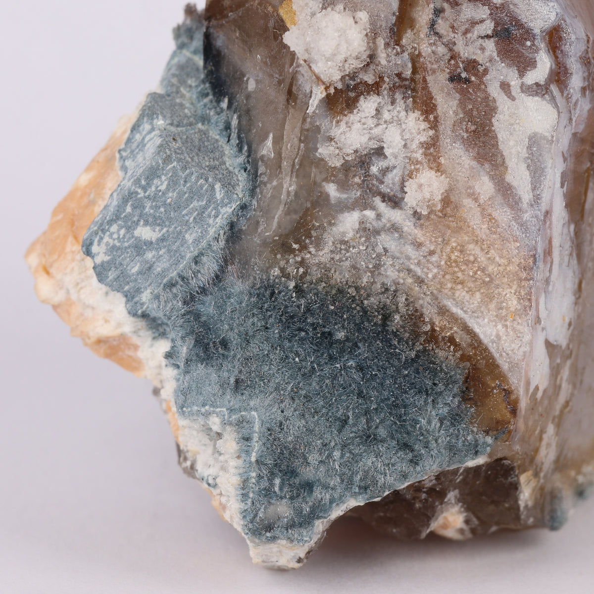 Indicolite incl Quartz