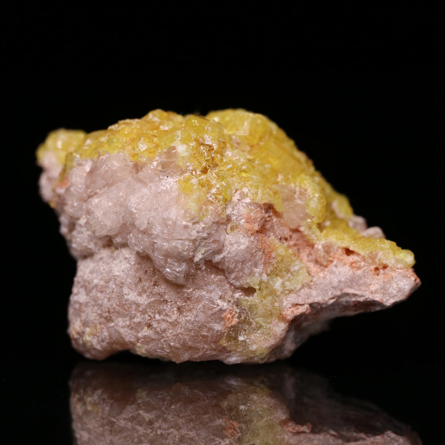 Ettringite on Calcite on Brucite Cluster, Wessels Mine, Kalahari Manganese Field, Northern Cape, South Africa