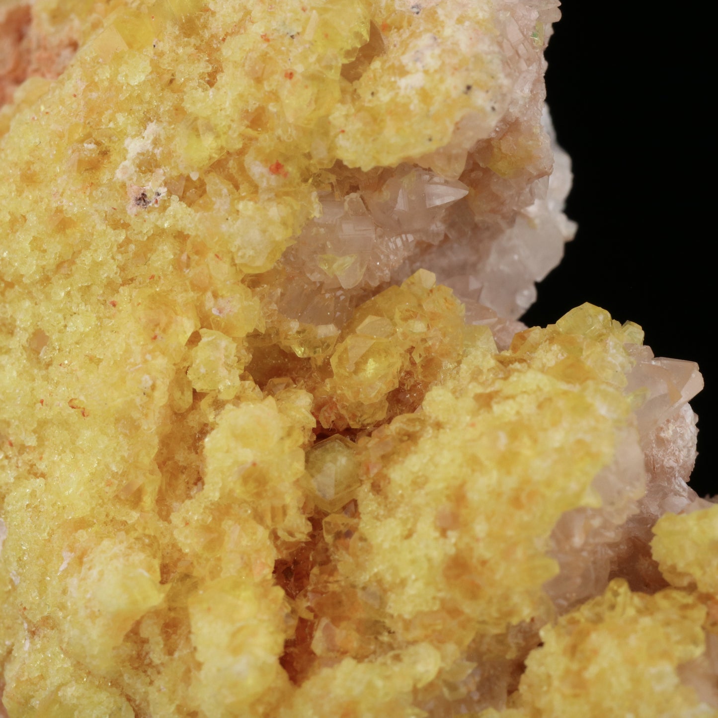 Ettringite on Calcite — photo 3