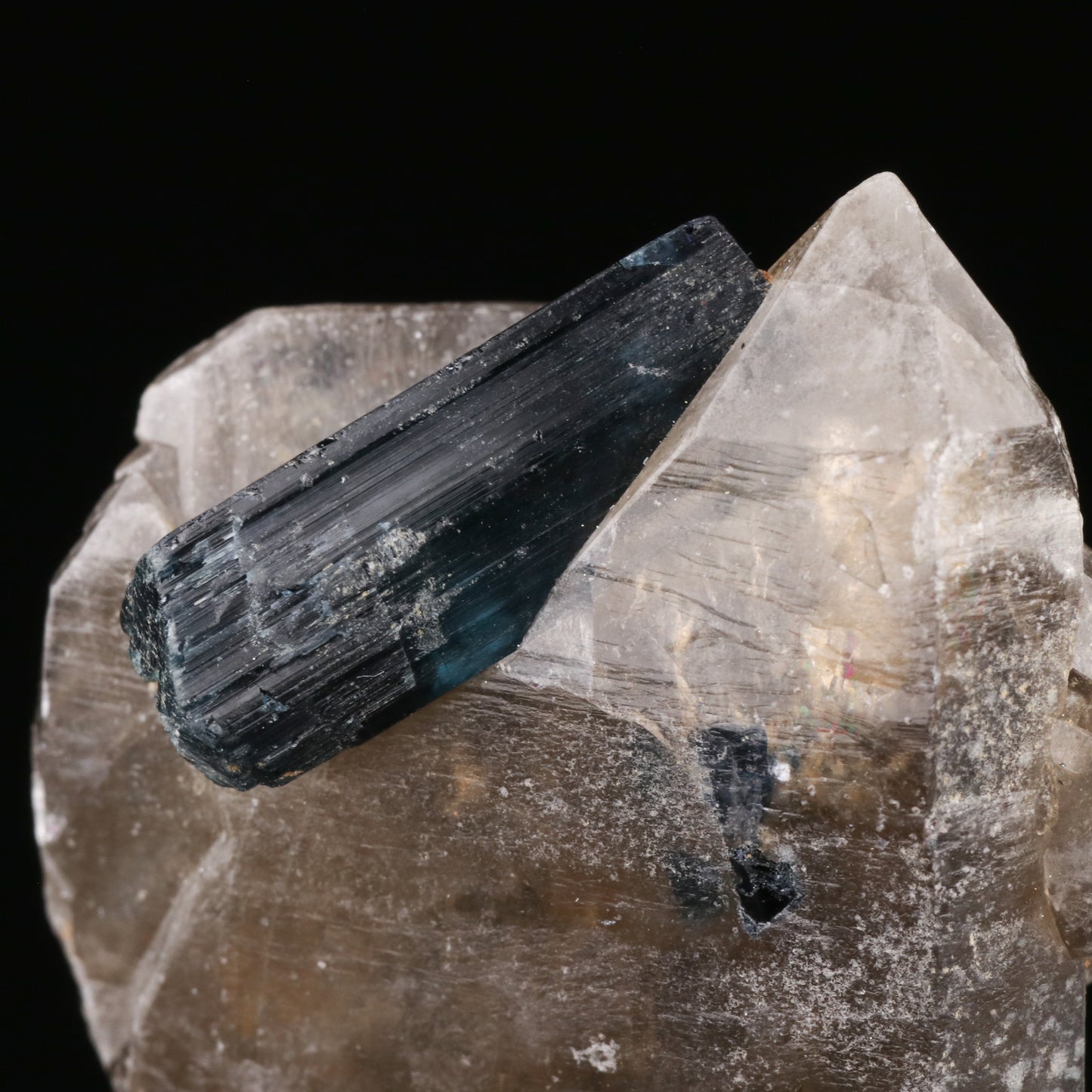 Indicolite on Quartz — photo 2