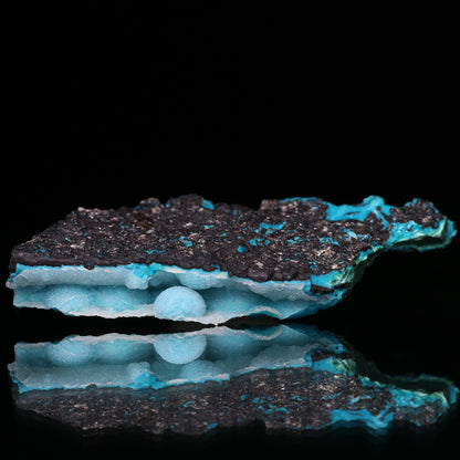 Quartz on Chrysocolla on Malachite