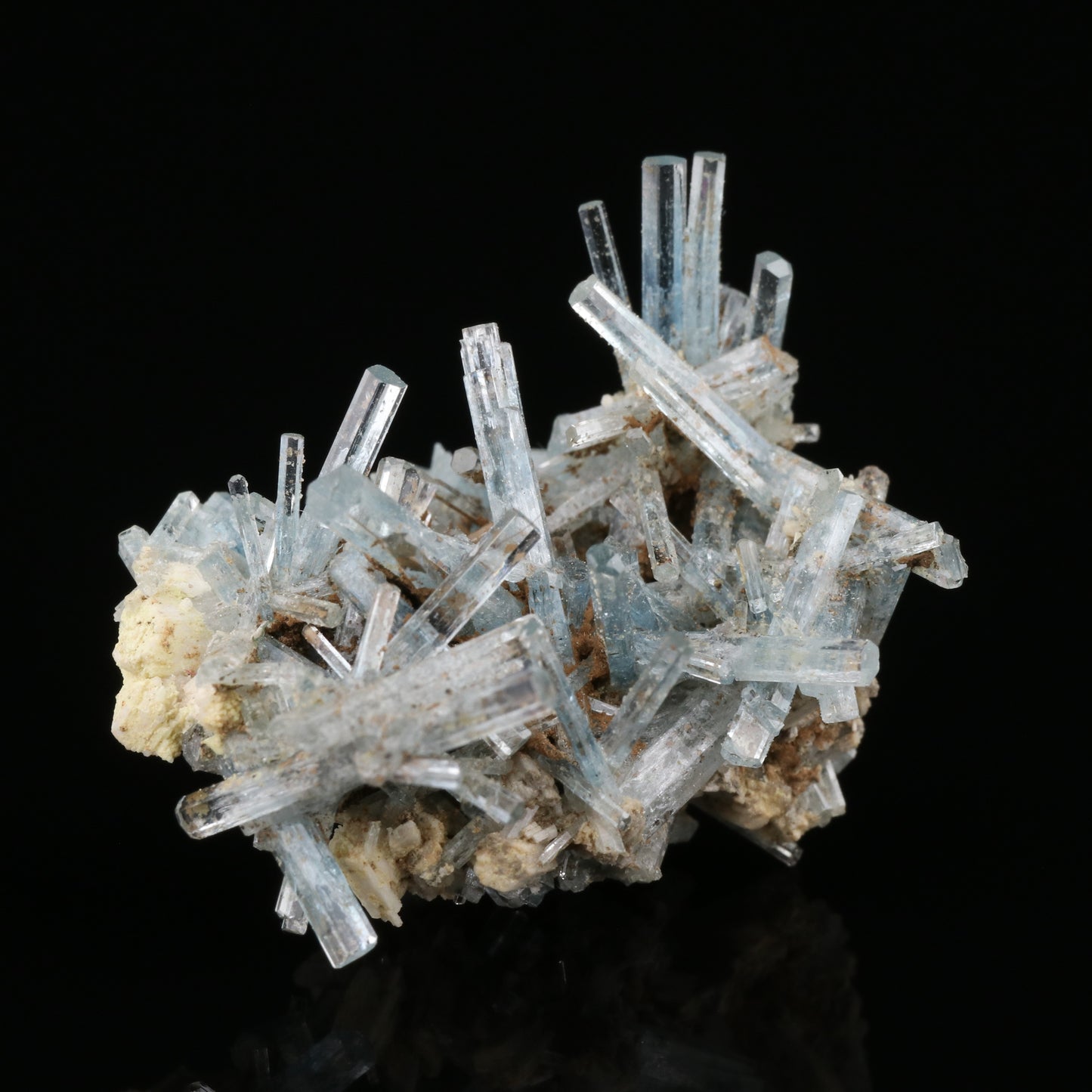 Aquamarine on Feldspar — photo 3