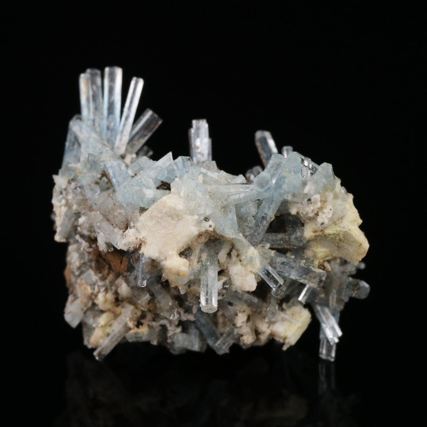 Aquamarine on Feldspar — photo 5