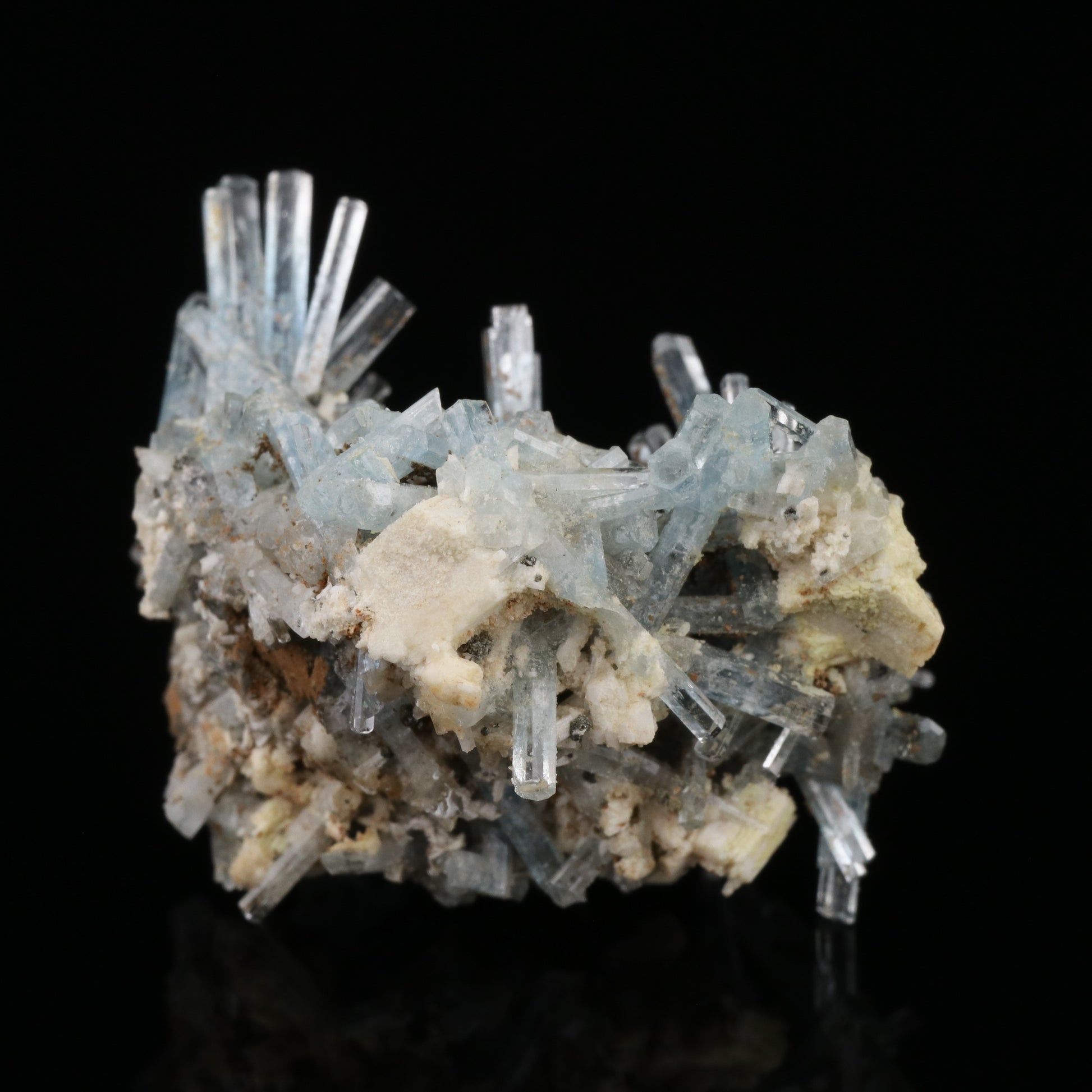 Aquamarine on Feldspar — photo 5