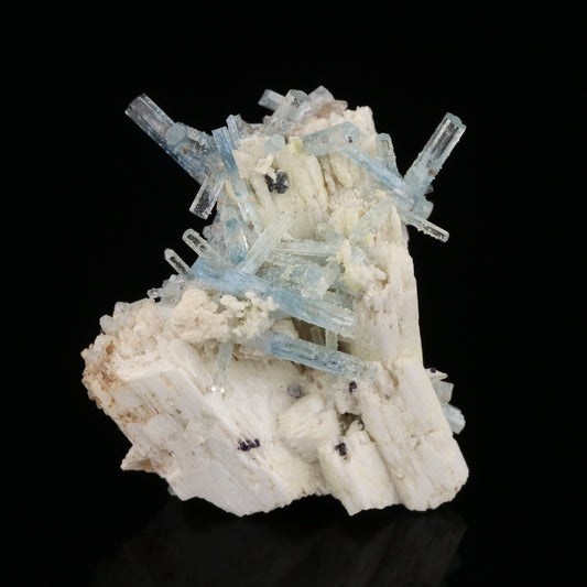 Aquamarine on Feldspar — photo 1