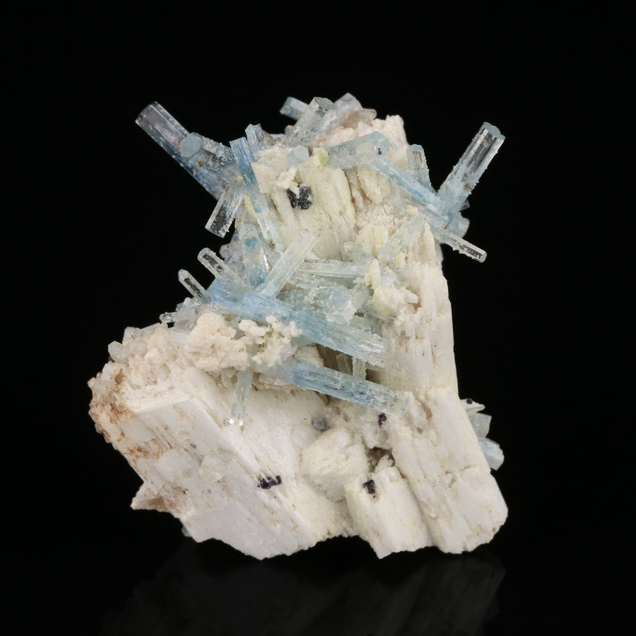 Aquamarine on Feldspar - photo 1