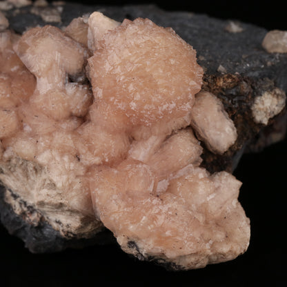 Olmiite on Matrix — photo 2