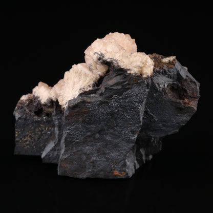 Olmiite on Matrix — photo 5