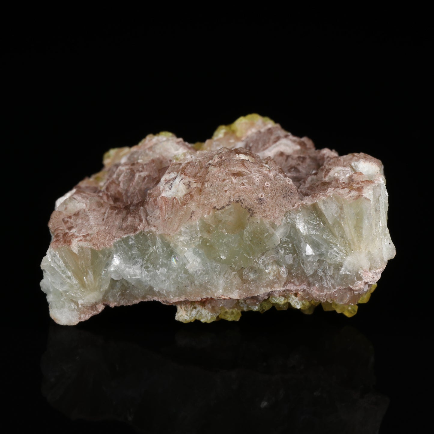 Ettringite on Brucite Matrix