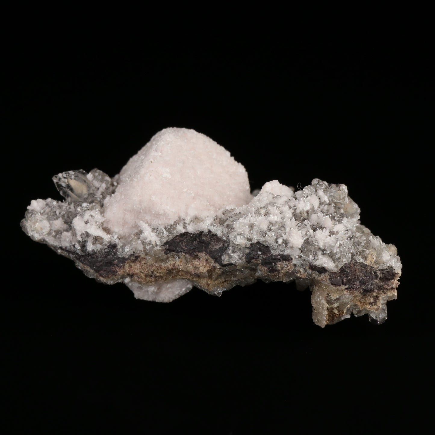 Bultfonteinite psm Hydroxyapophyllite with Calcite