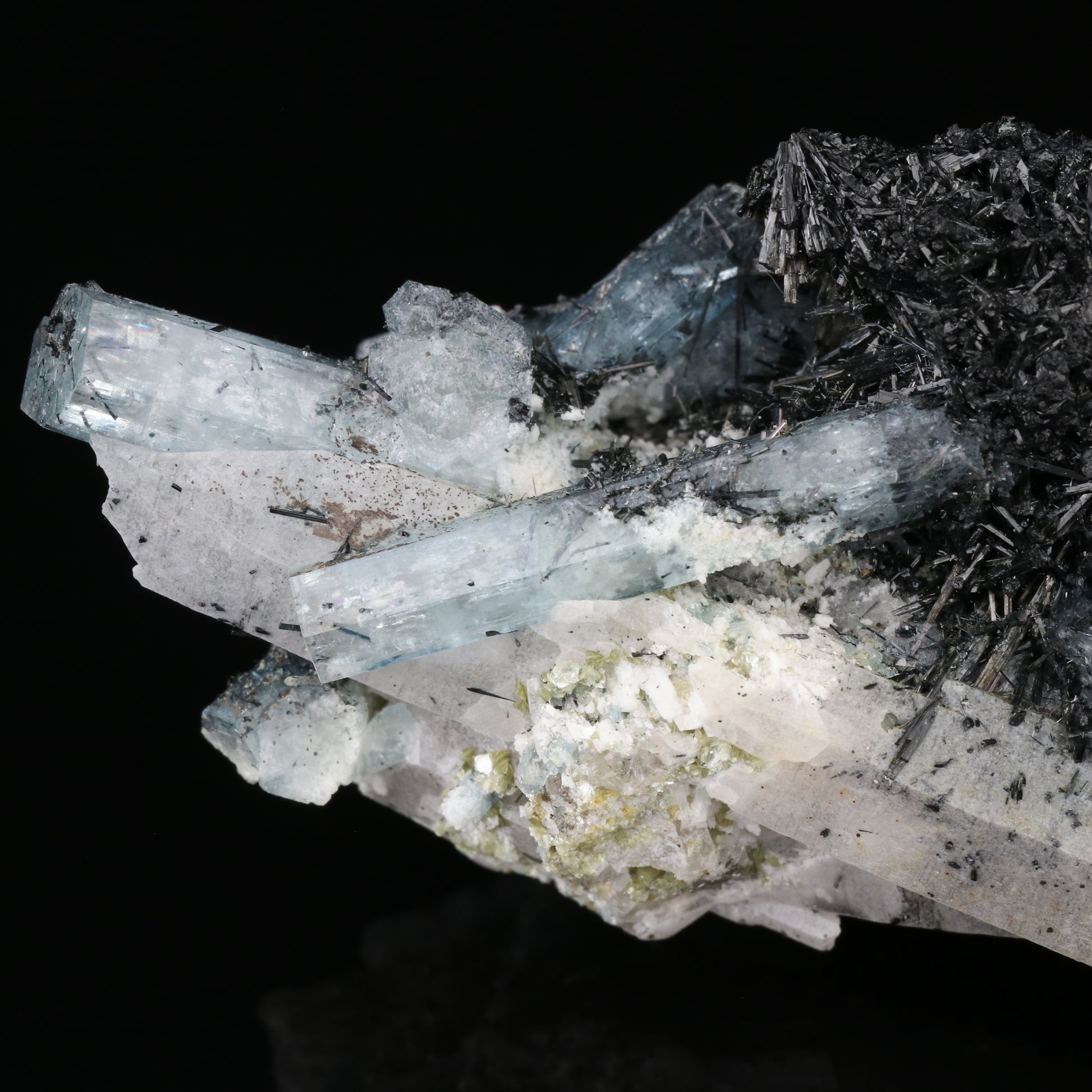 Quartz & Aquamarine with Schorl — photo 2