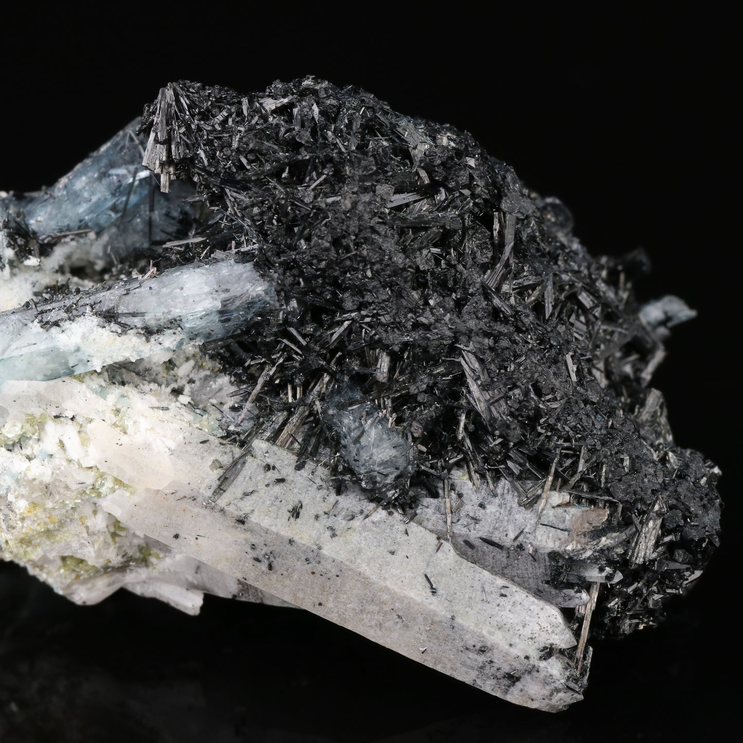 Quartz & Aquamarine with Schorl — photo 3