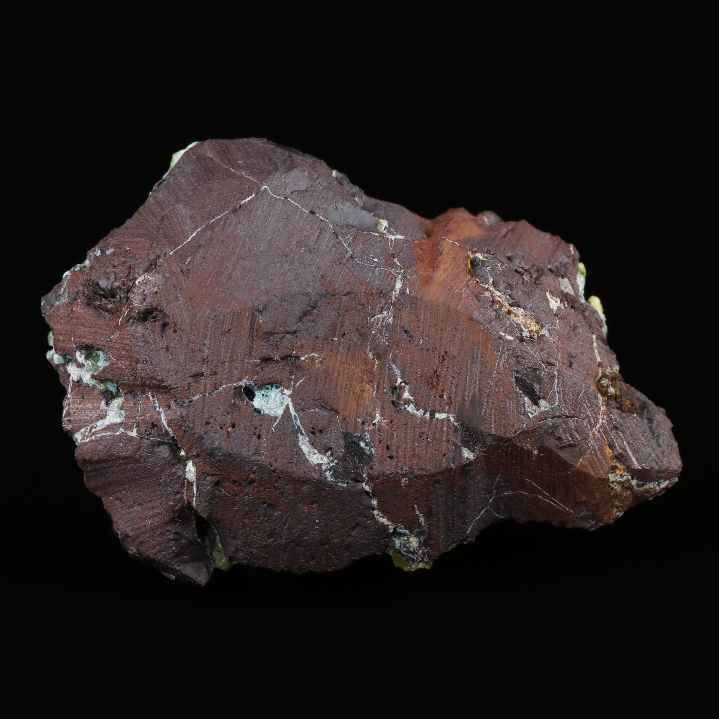Mimetite on Philipsbornite