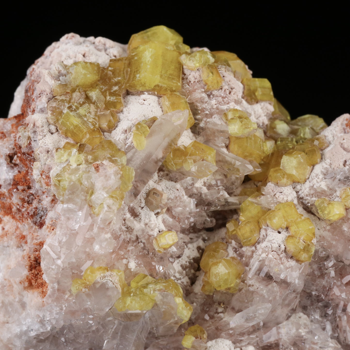 Ettringite on Calcite
