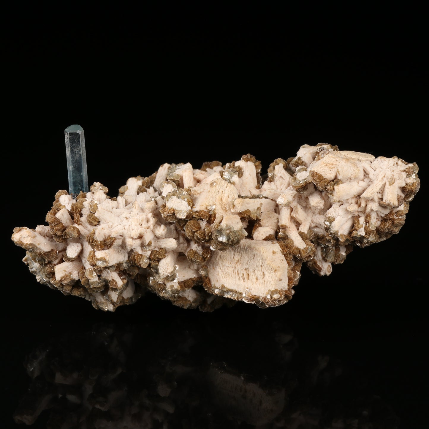 Aquamarine, Muscovite on Feldspar