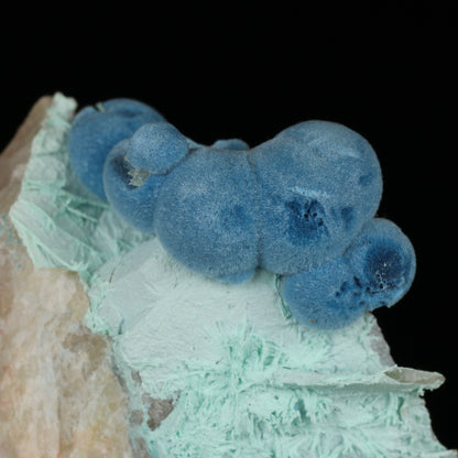 Shattuckite & Chrysocolla on Quartz