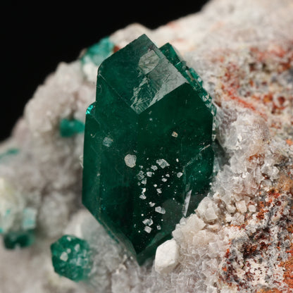 Dioptase on Dolomite