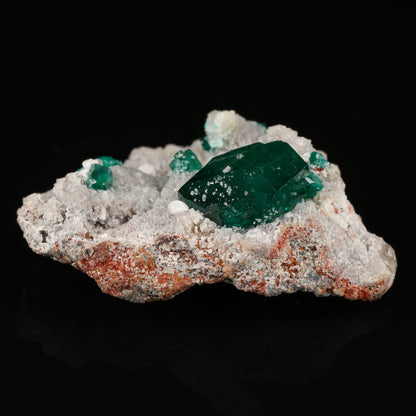 Dioptase on Dolomite