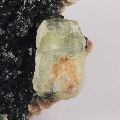 Ettringite, Hausmannite & Oyellite