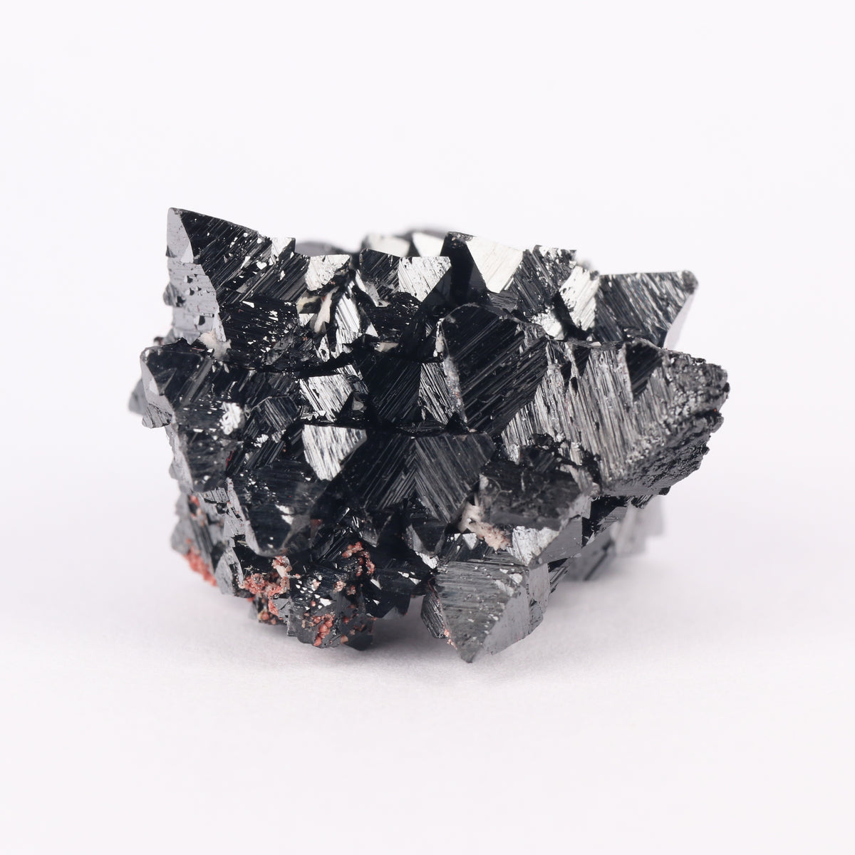 Hausmannite on Andradite
