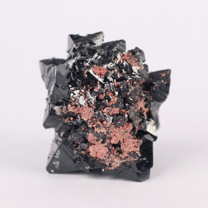 Hausmannite on Andradite