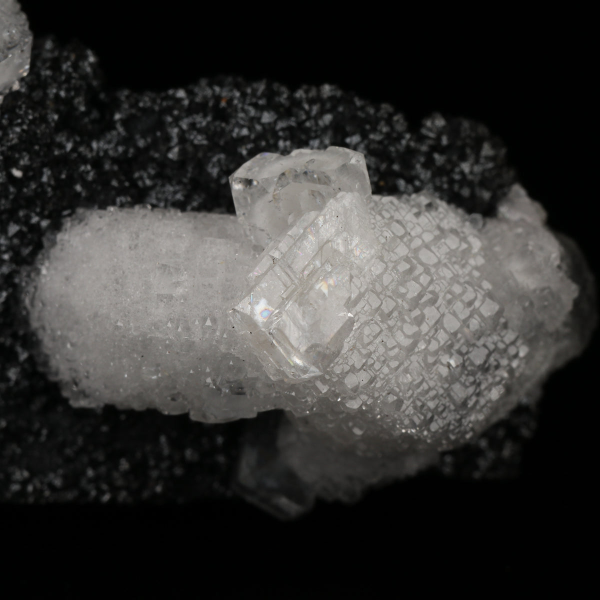 Calcite on Hausmannite