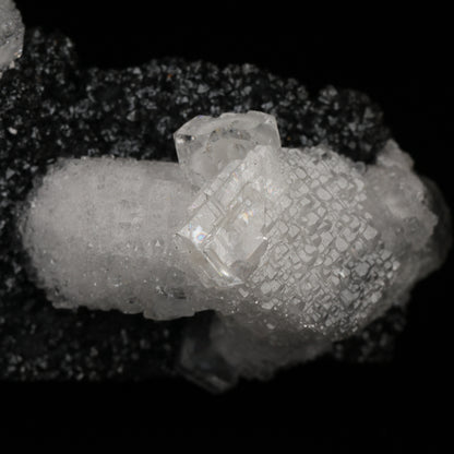 Calcite on Hausmannite