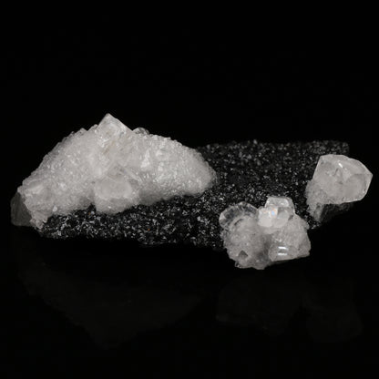 Calcite on Hausmannite