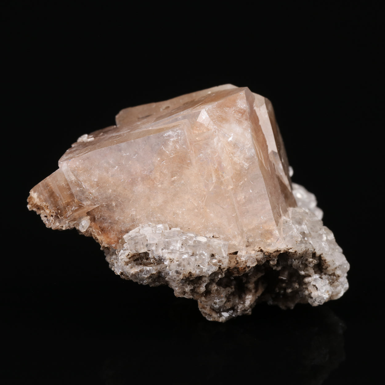 Hydroxyapophyllite-(k) Cluster