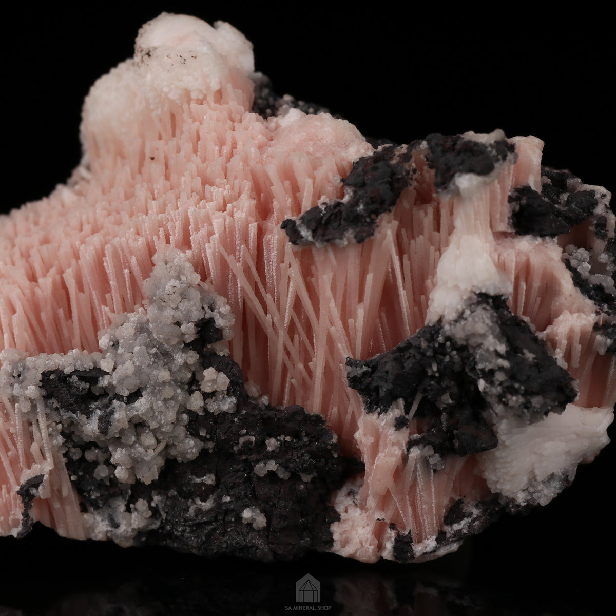 Calcite on Kutnohorite
