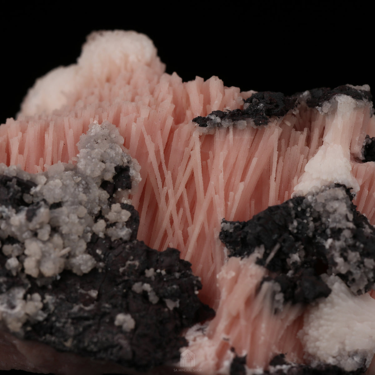 Calcite on Kutnohorite