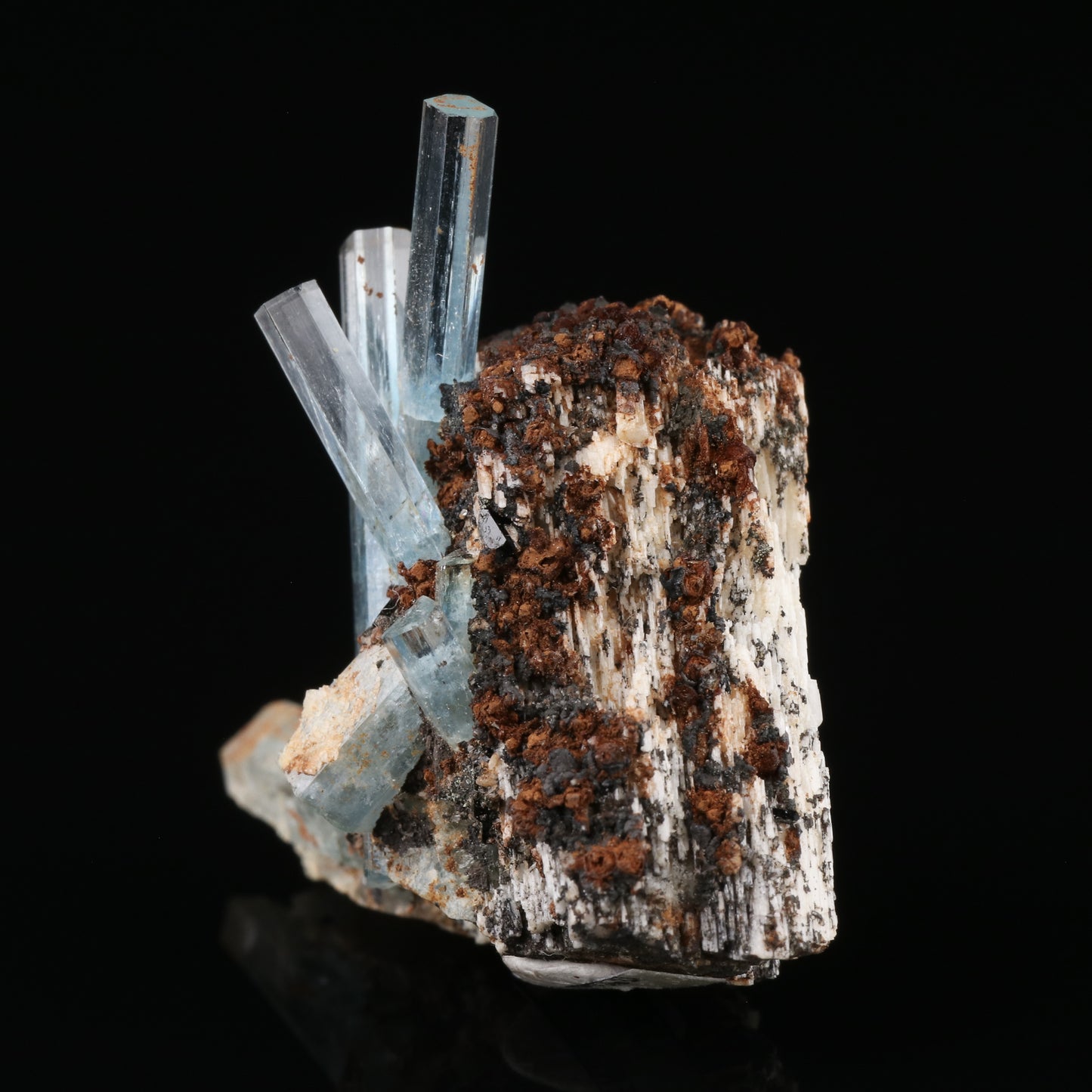 Aquamarine on Feldspar
