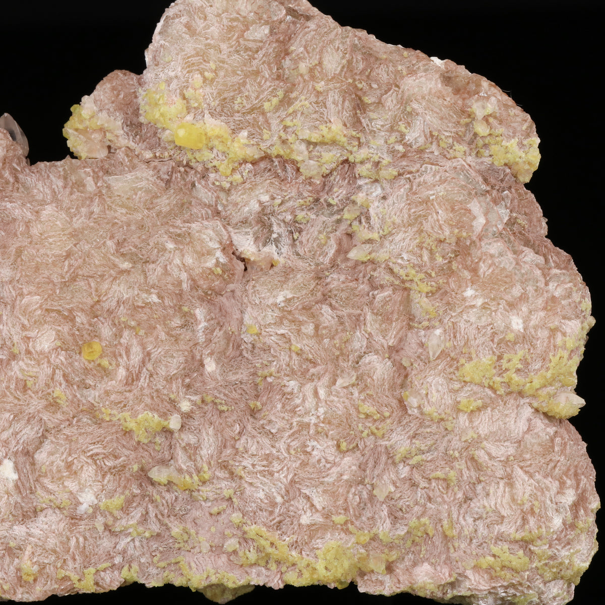 Ettringite on Calcite on Brucite